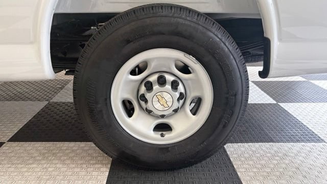 New 2026 Chevrolet Express 2500 w/ Driver Convenience Package RWD image 12