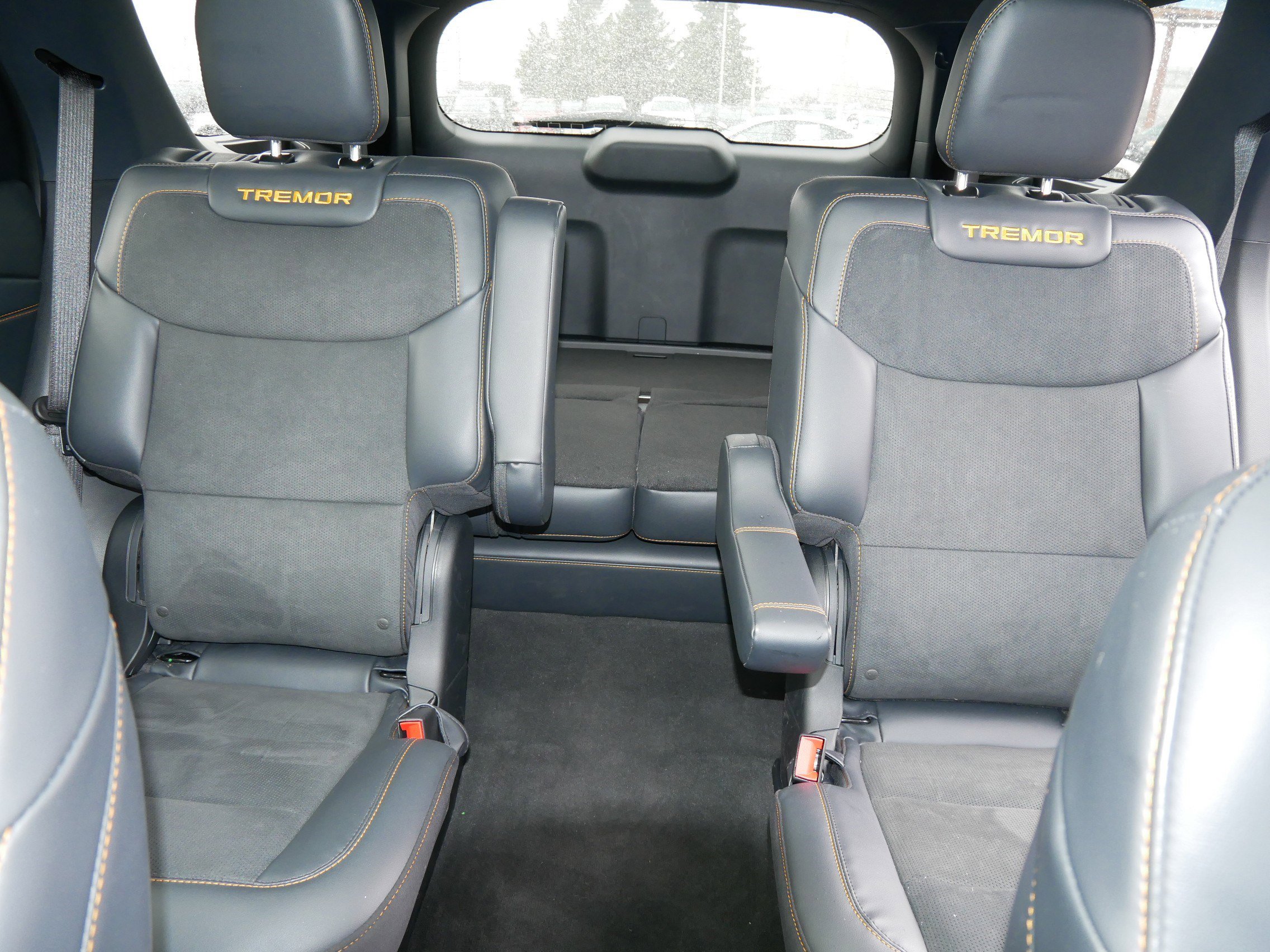 Used 2026 Ford Explorer Tremor w/ Tremor Ultimate Package AWD/4WD image 13