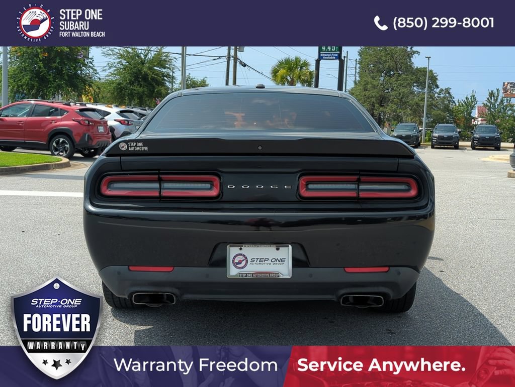 Used 2019 Dodge Challenger R/T RWD image 6