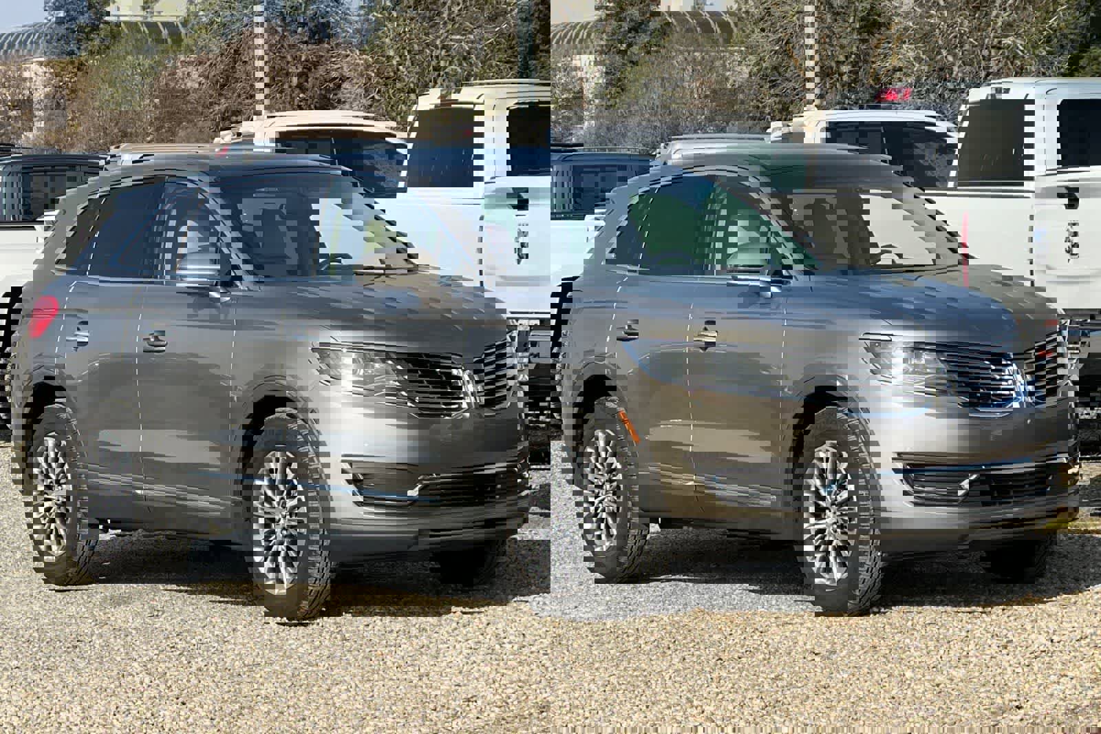 Used 2016 Lincoln MKX Select w/ Select Plus Package image 10