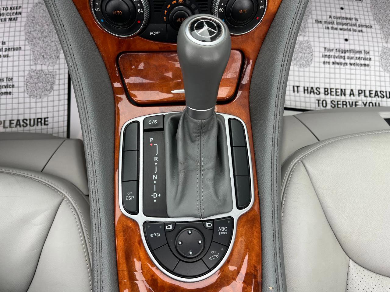 Used 2005 Mercedes-Benz SL 500 image 36