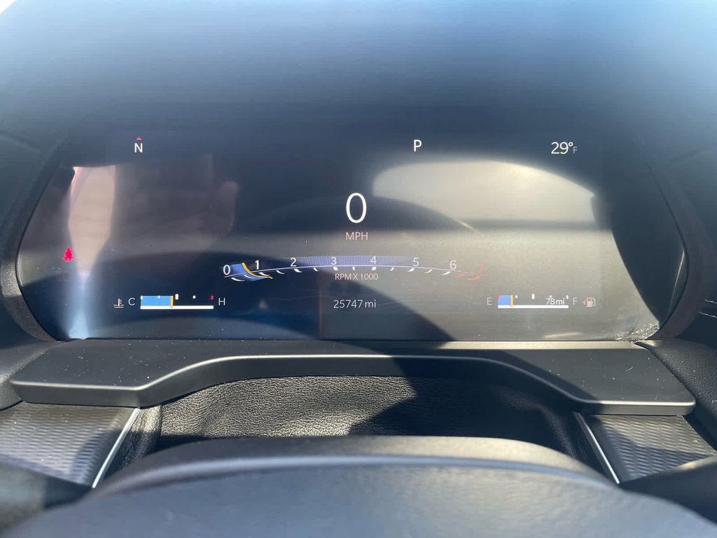 Used 2024 Jeep Grand Cherokee Altitude image 27