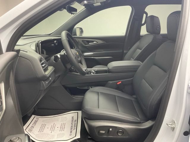 New 2026 Chevrolet Traverse LT w/ Driver Confidence Package AWD/4WD image 12