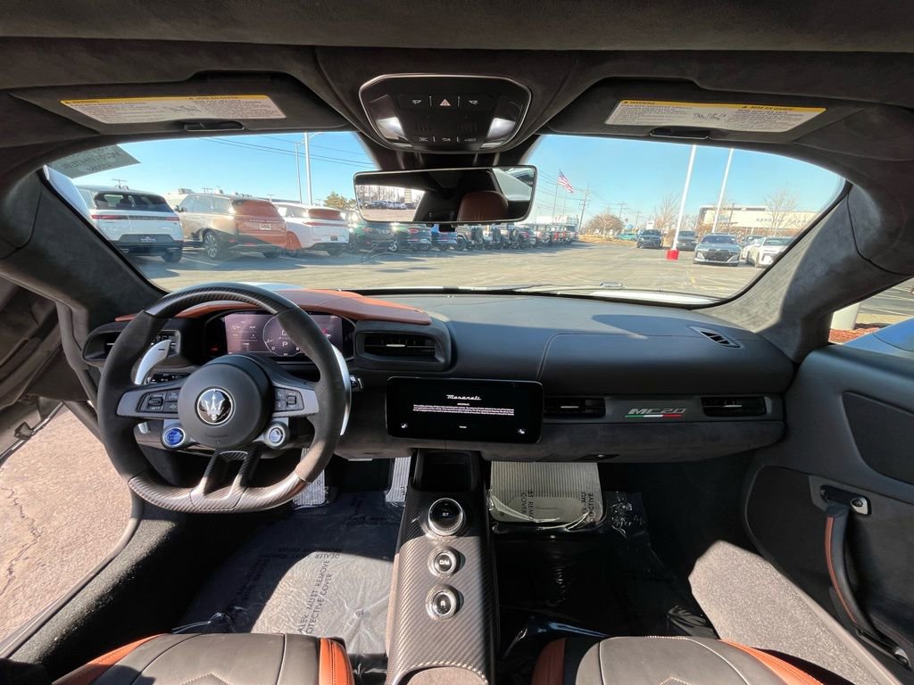 Used 2023 Maserati MC20 Spyder image 10