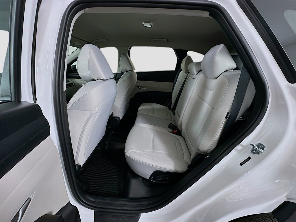 New 2026 Hyundai Tucson SE image 16