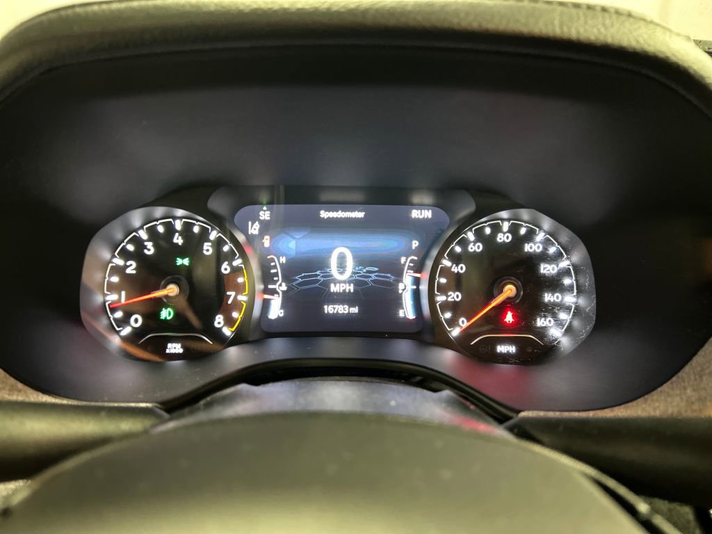 Used 2024 Jeep Compass Latitude image 15