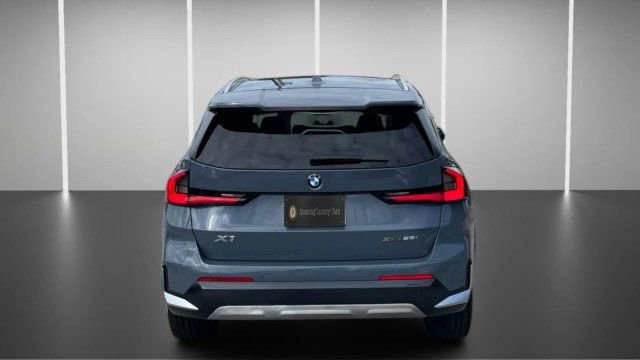 Used 2023 BMW X1 xDrive28i w/ Premium Package AWD/4WD image 8
