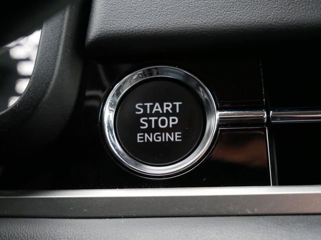 Used 2024 Mitsubishi Outlander SE image 25