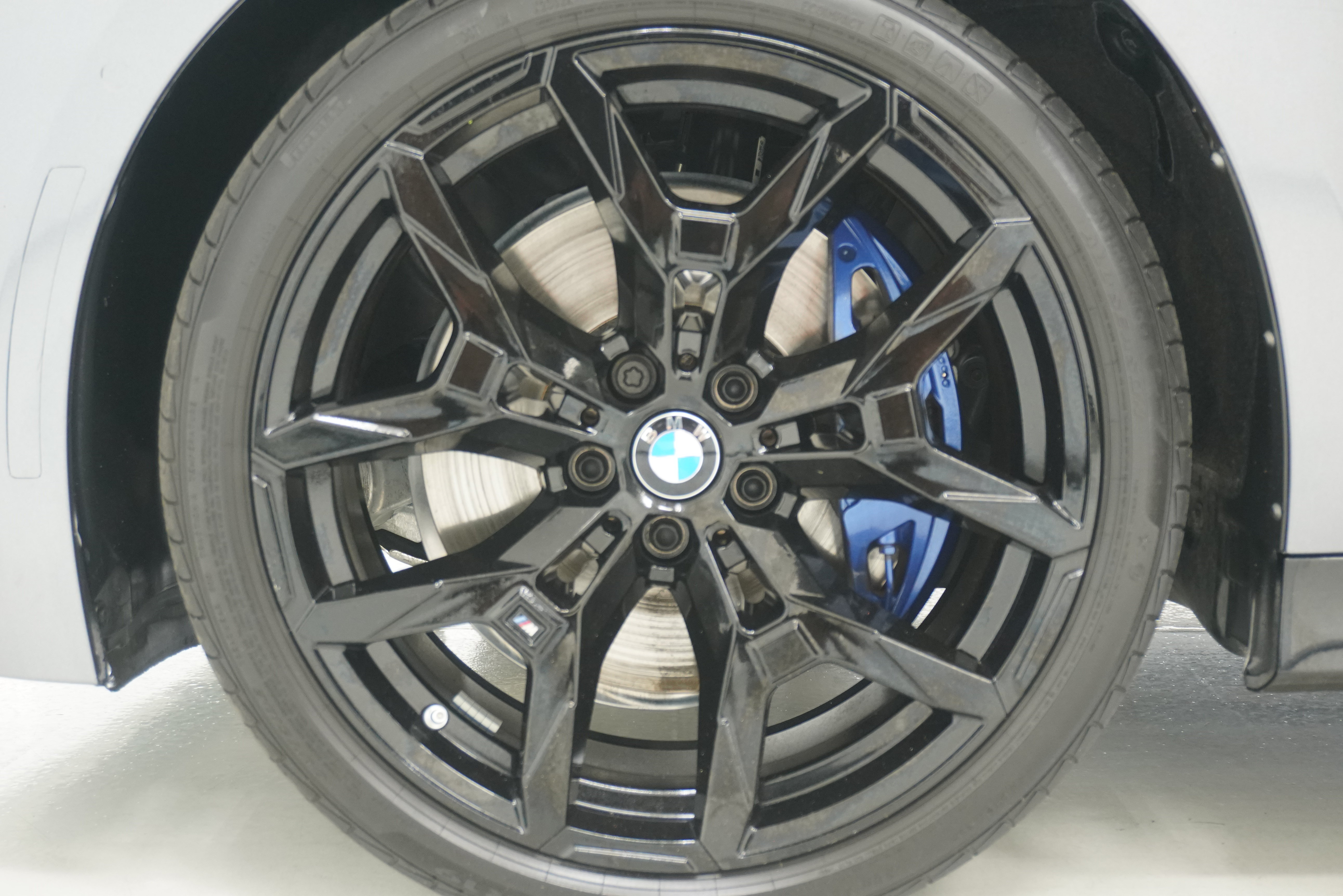 Used 2025 BMW 330i xDrive Sedan w/ M Sport Package AWD/4WD image 31