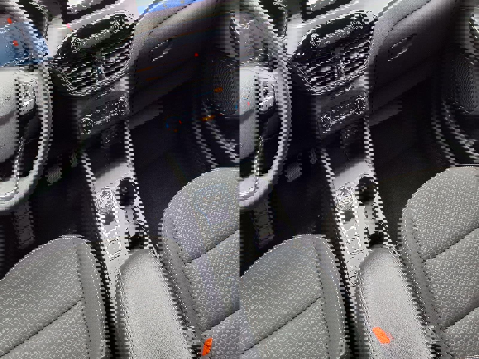 Used 2025 Ford Escape Active image 9