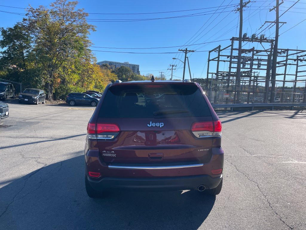 Used 2017 Jeep Grand Cherokee Limited AWD/4WD image 4