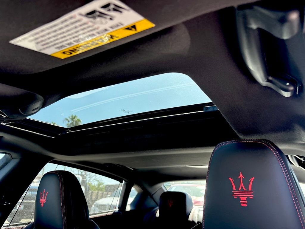Used 2024 Maserati Quattroporte Modena Ultima Q4 image 9