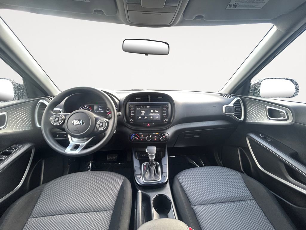 Used 2021 Kia Soul LX image 13