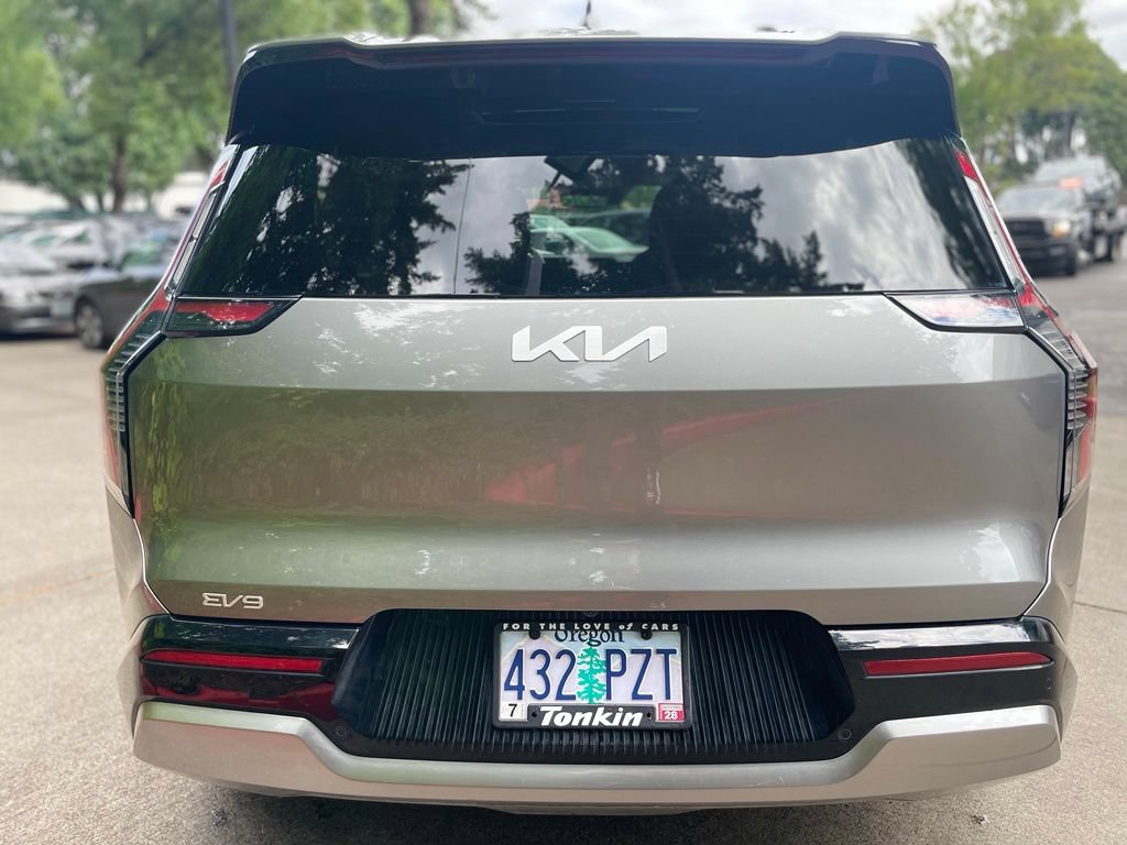 Certified 2024 Kia EV9 Land AWD/4WD image 5