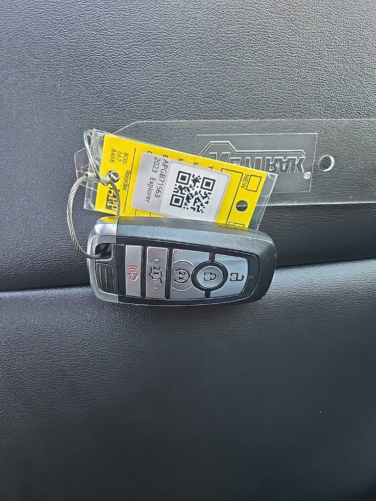 Used 2023 Ford Explorer XLT w/ Equipment Group 202A image 35