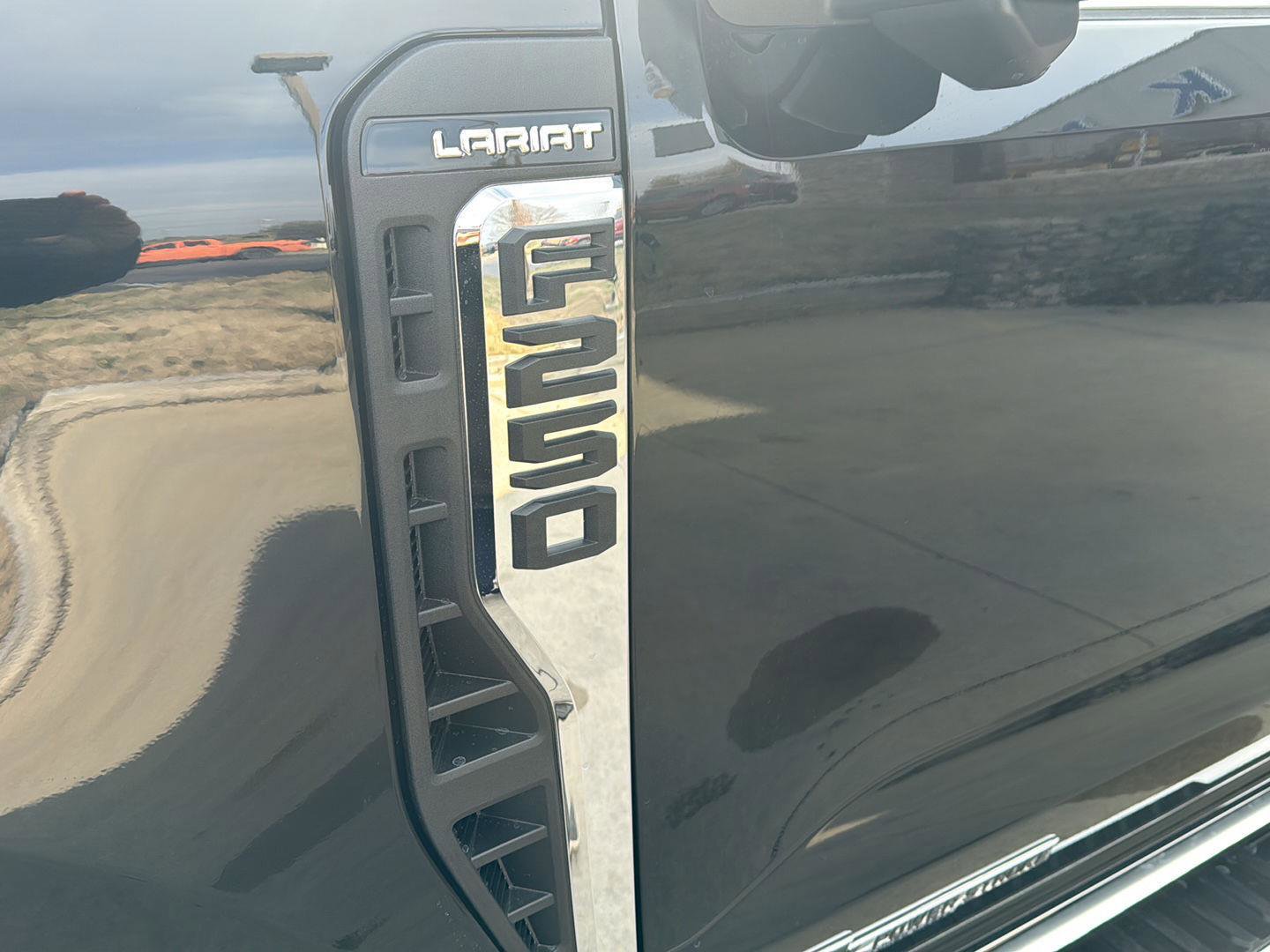 New 2026 Ford F250 Lariat w/ Chrome Package image 5