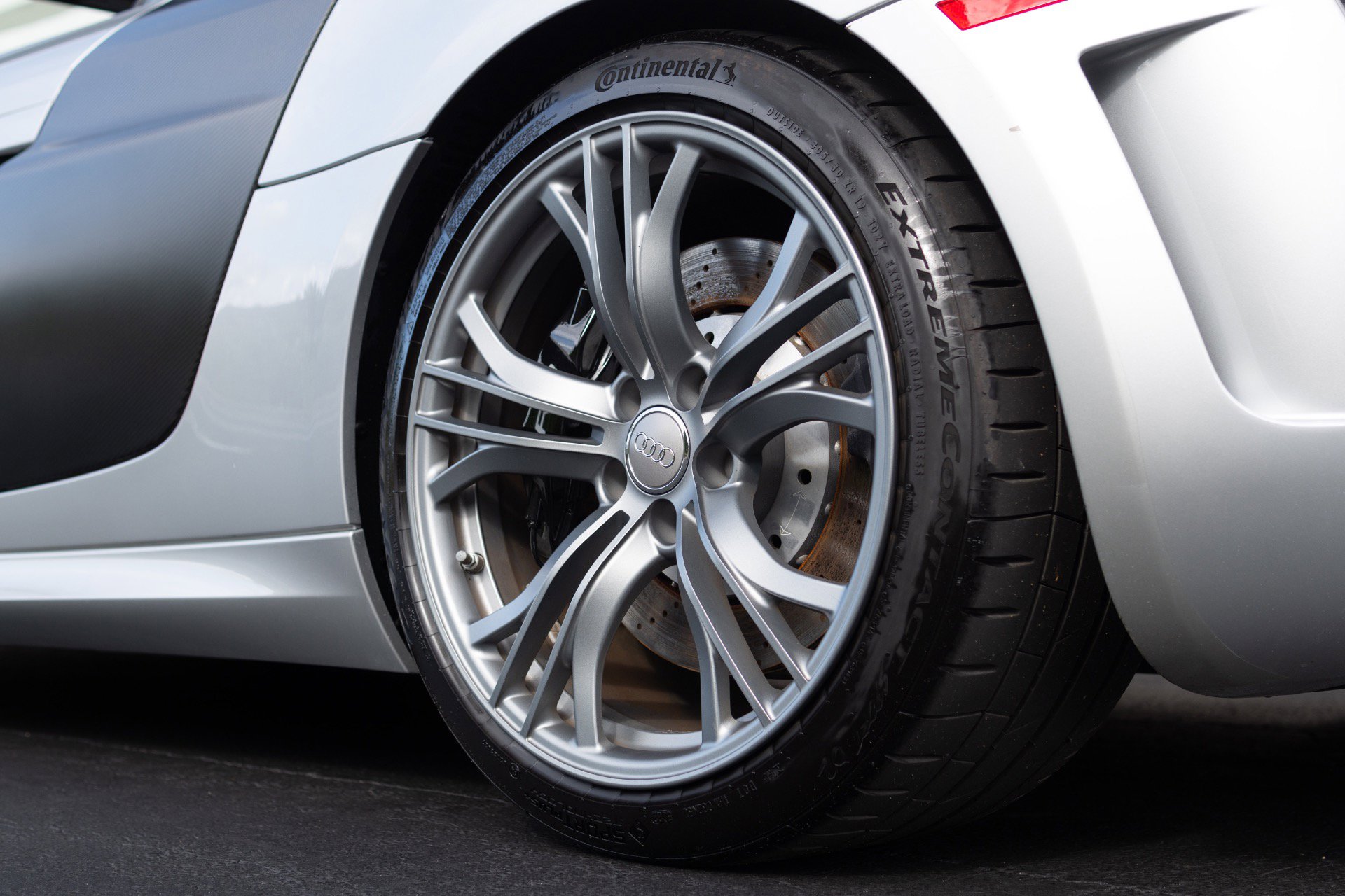 Used 2012 Audi R8 GT AWD/4WD image 33