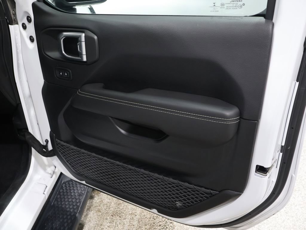 Certified 2021 Jeep Wrangler Unlimited Sahara w/ Cold Weather Group image 26