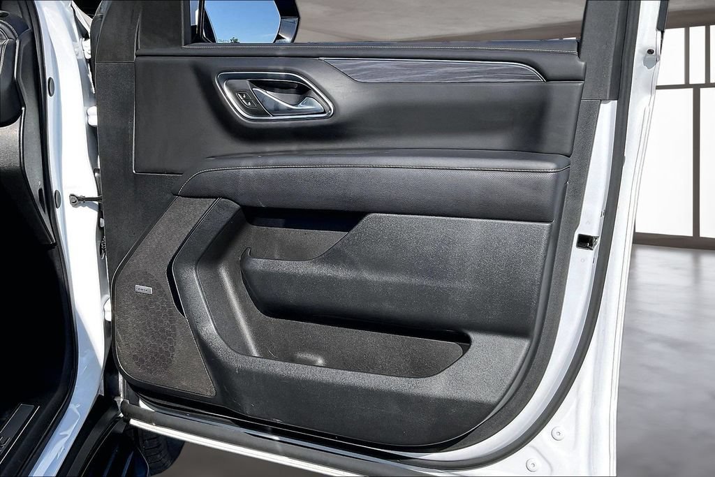 Used 2024 GMC Yukon SLT RWD image 27