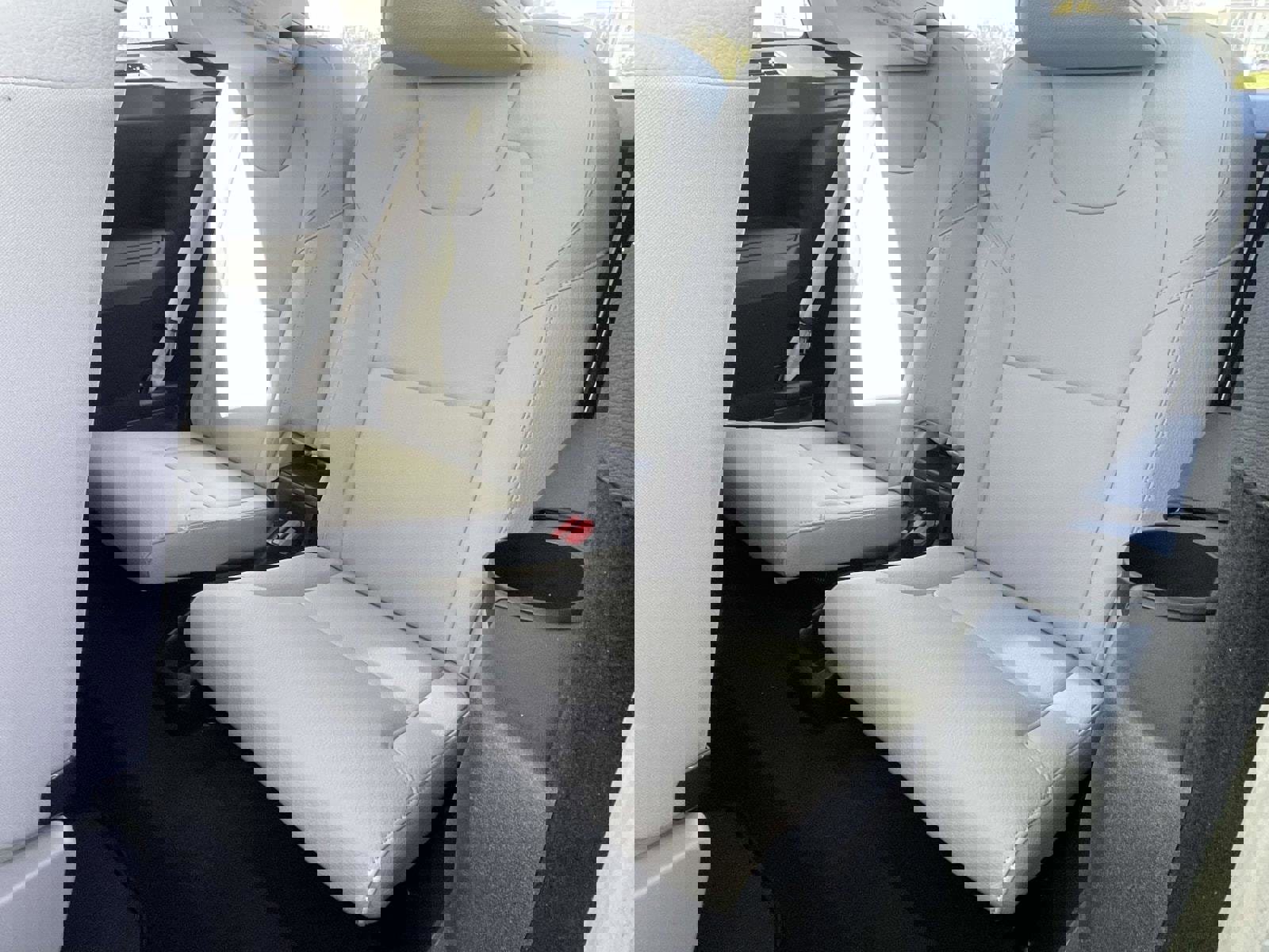 Certified 2024 Volvo XC90 T8 Plus w/ Protection Package Premier image 11