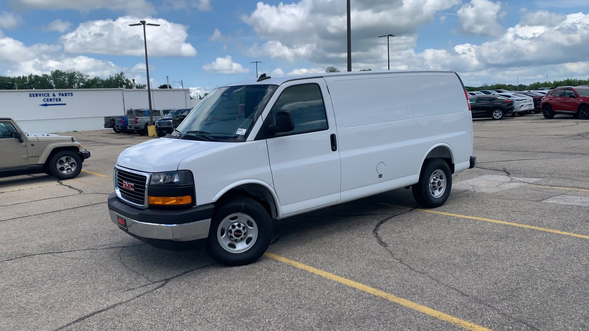 New 2025 GMC Savana 2500 w/ Driver Convenience Package RWD image 28