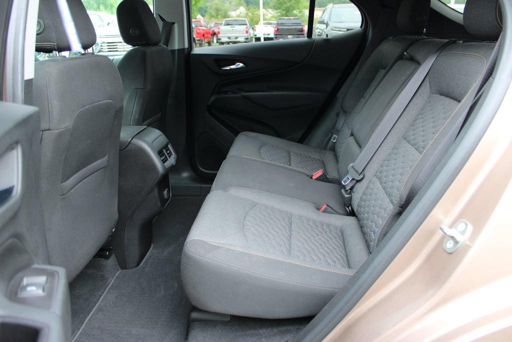 Used 2018 Chevrolet Equinox LT FWD image 34