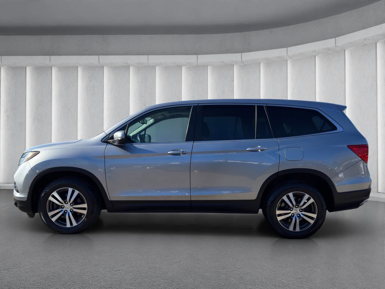 Used 2016 Honda Pilot EX-L image 2
