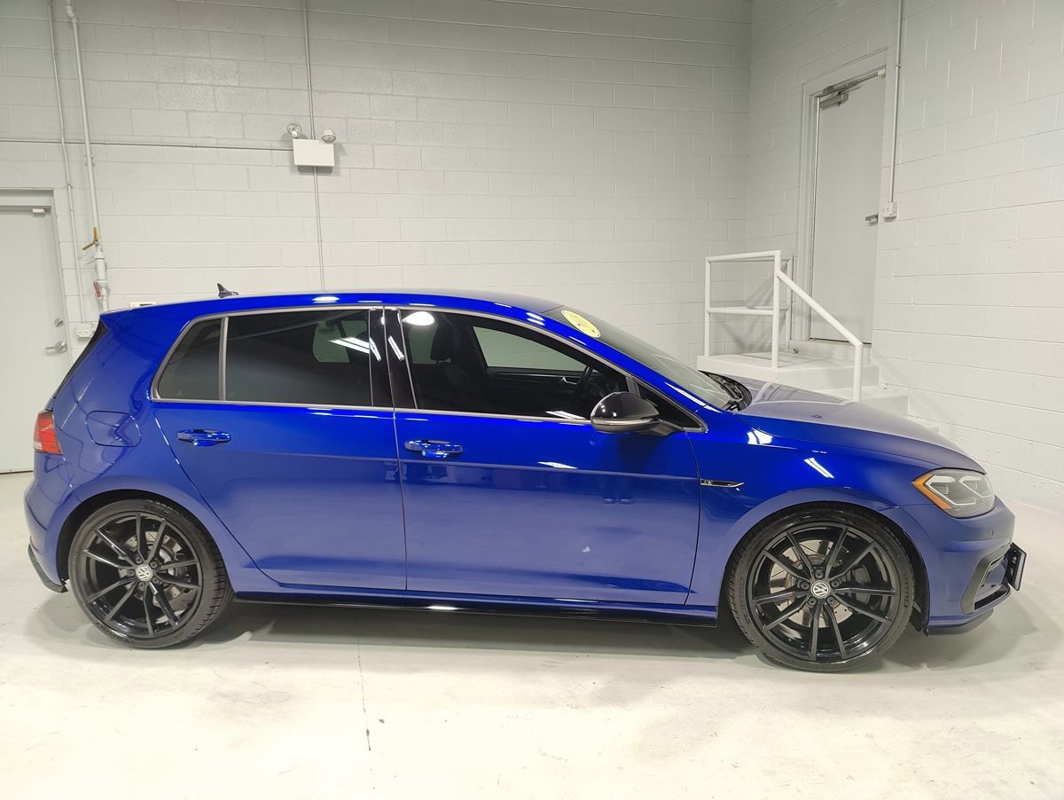 Used 2019 Volkswagen Golf R 4-Door AWD/4WD image 5