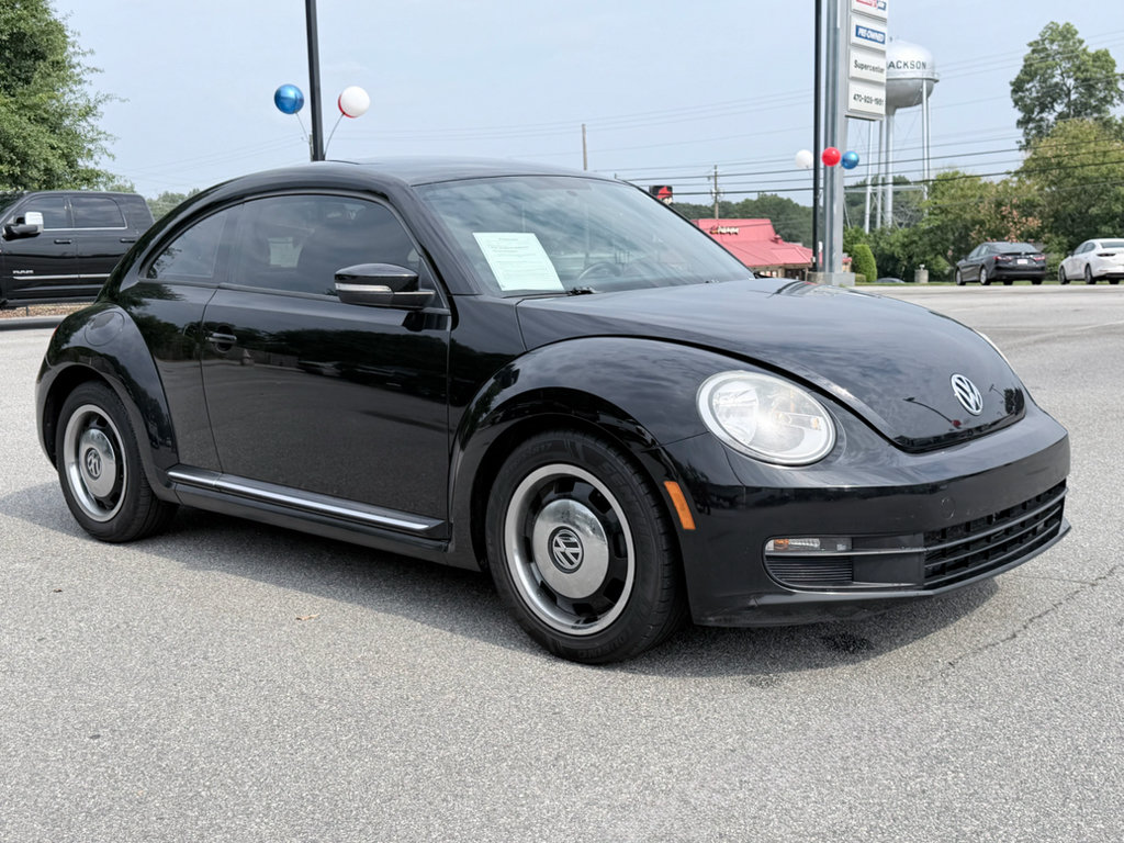 Used 2013 Volkswagen Beetle 2.5 FWD image 2