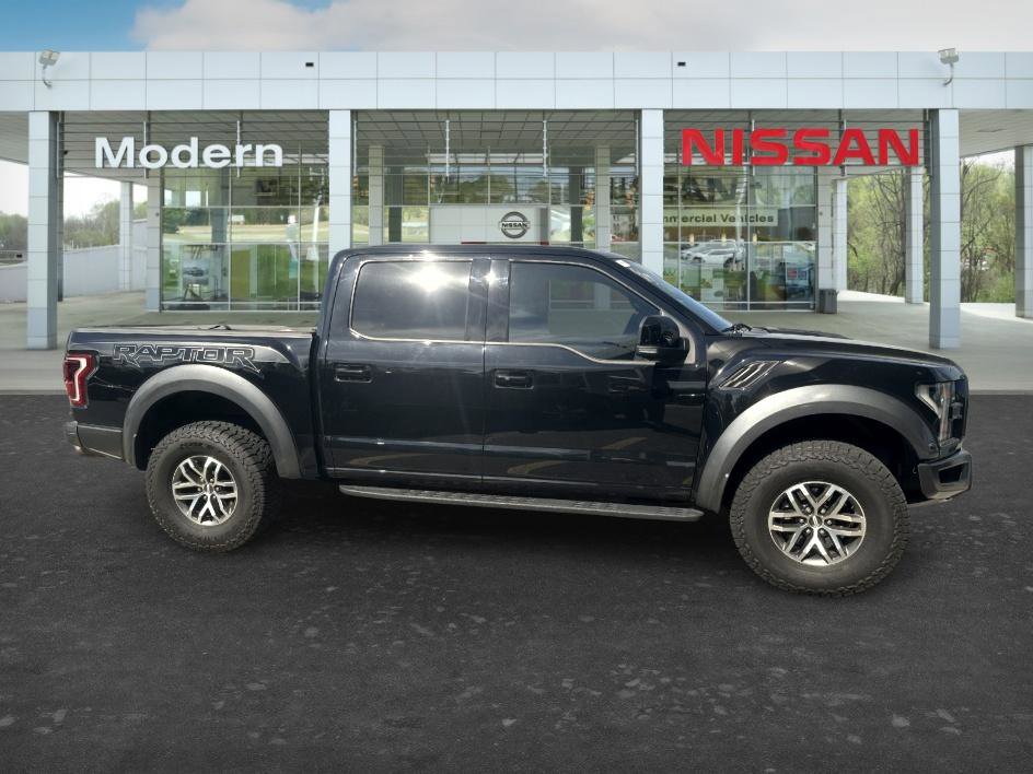 Used 2018 Ford F150 Raptor w/ Equipment Group 802A Luxury AWD/4WD image 6