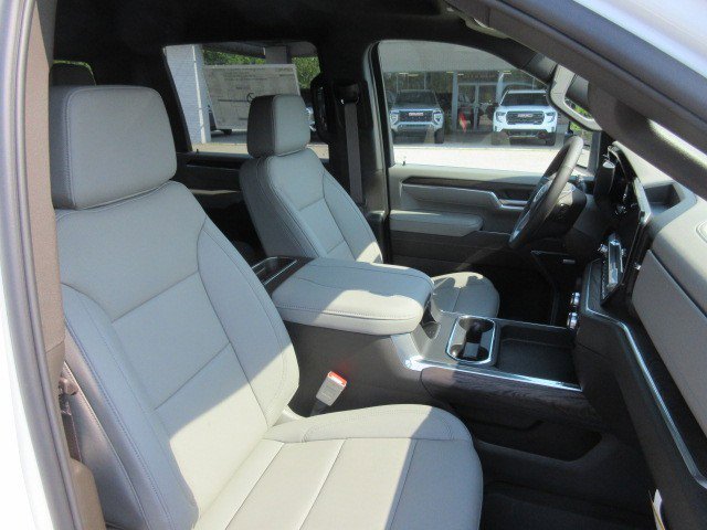 New 2026 GMC Sierra 2500 SLT w/ SLT Premium Package AWD/4WD image 13