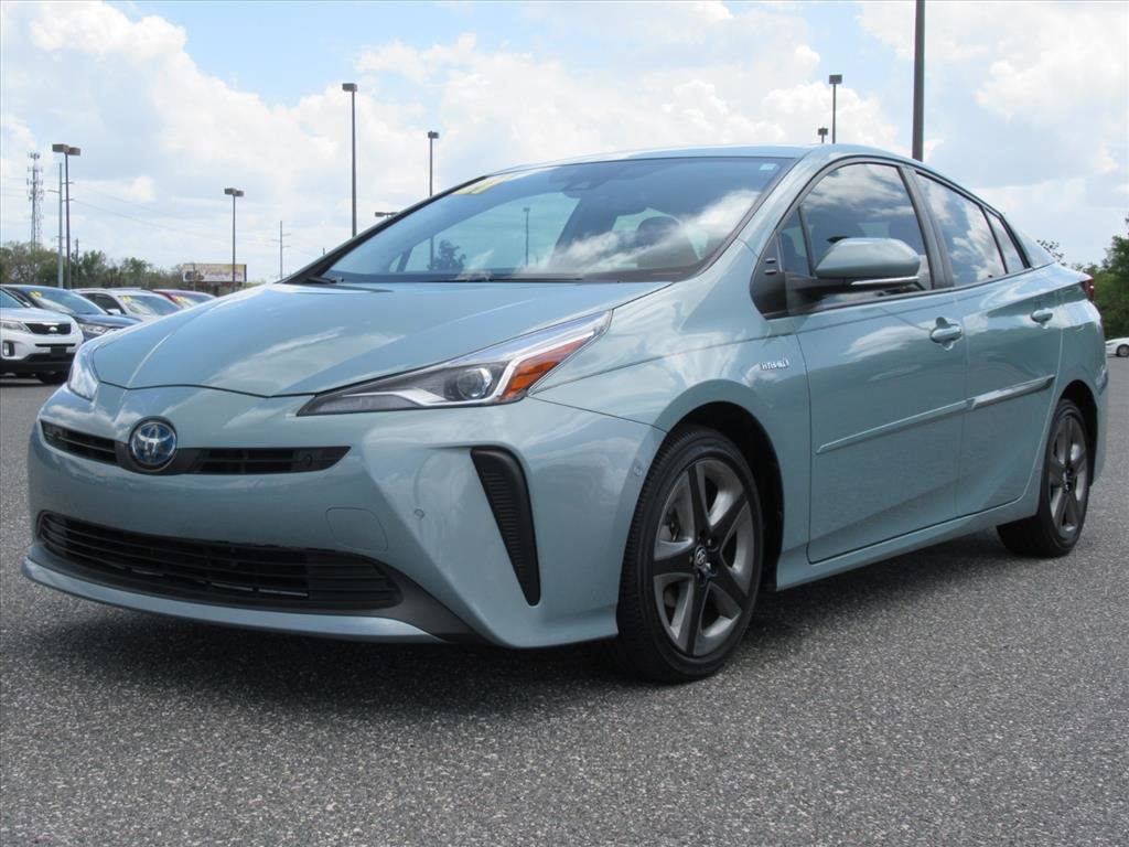 Used 2021 Toyota Prius Limited image 3
