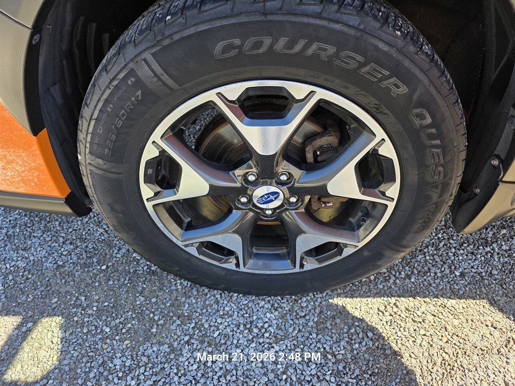 Used 2018 Subaru Crosstrek 2.0i Premium w/ Eyesight System image 10