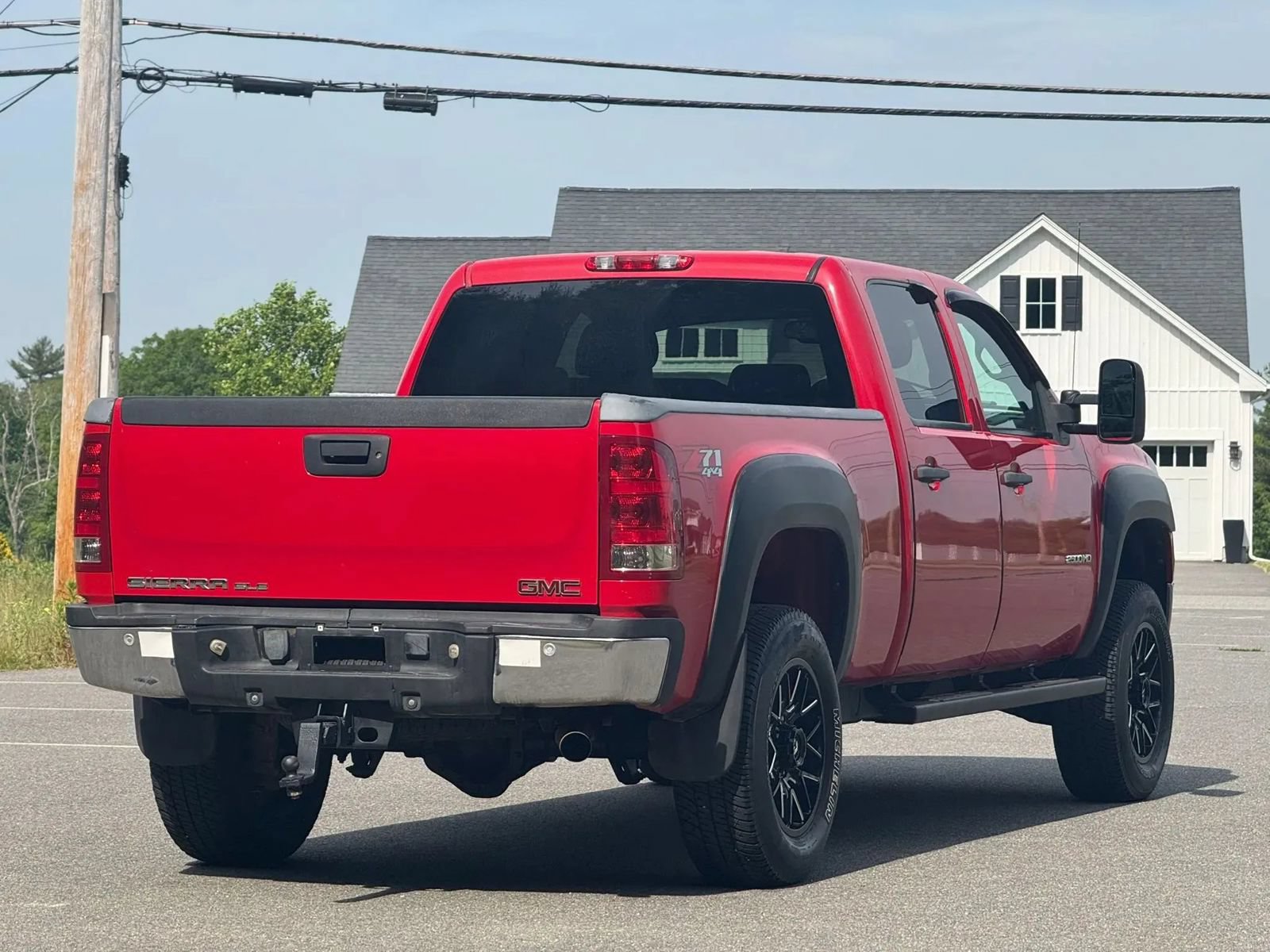 Used 2011 GMC Sierra 2500 SLE w/ SLE Preferred Package AWD/4WD image 6