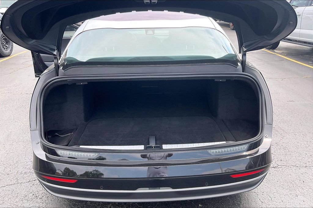 Used 2023 Lucid Air Touring AWD/4WD image 27