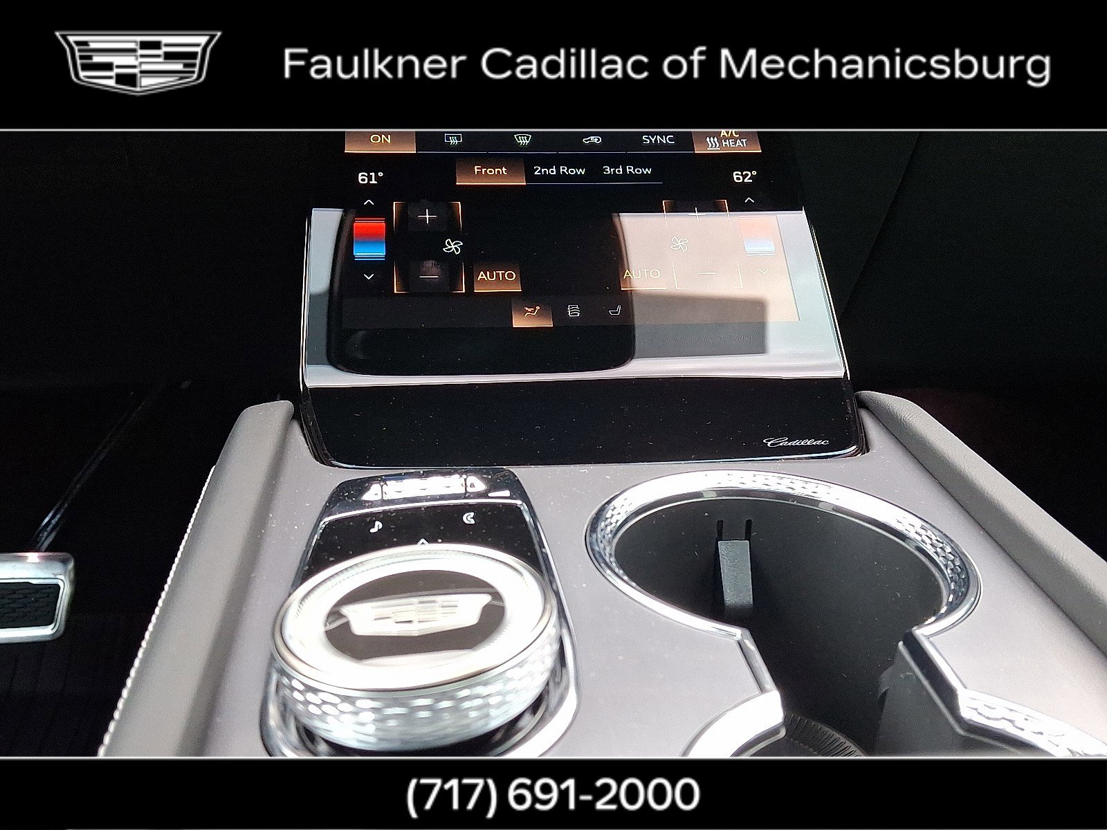 New 2026 Cadillac Vistiq Sport w/ LPO, Floor Liner Package image 17