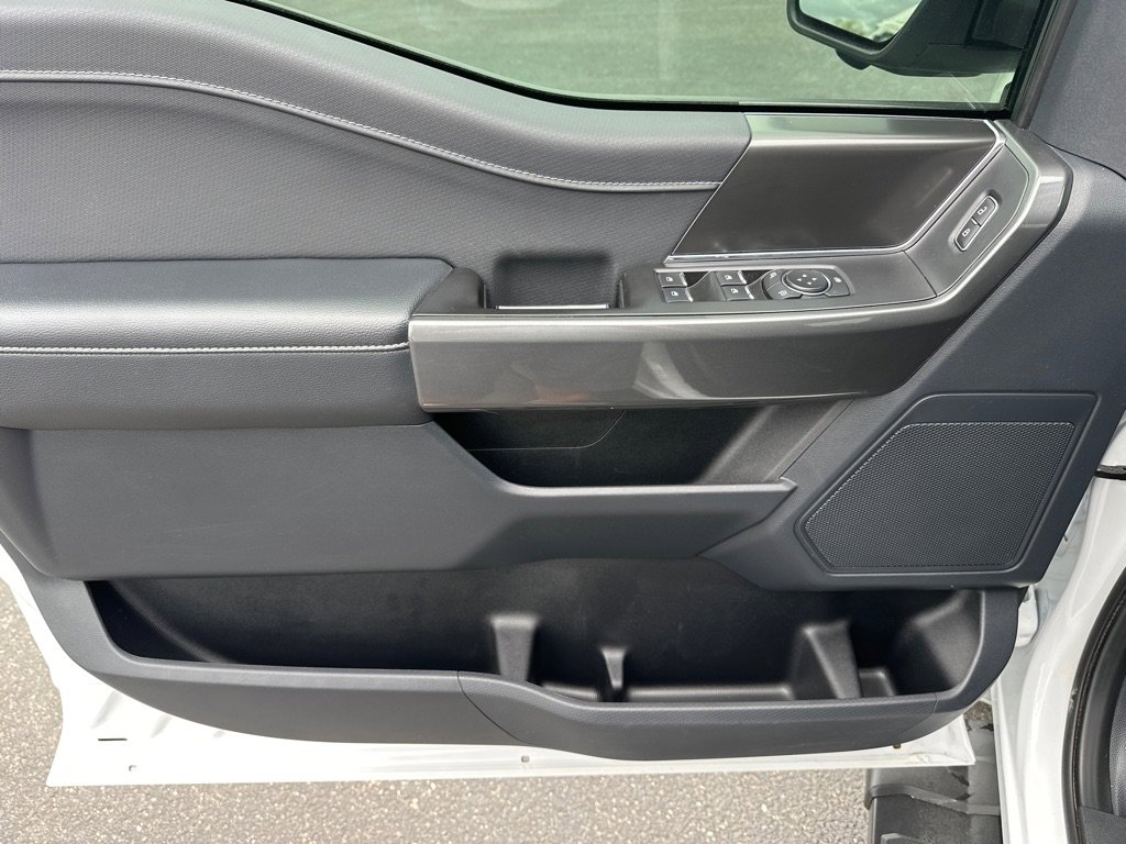 Used 2022 Ford F150 XLT w/ Equipment Group 302A High image 9