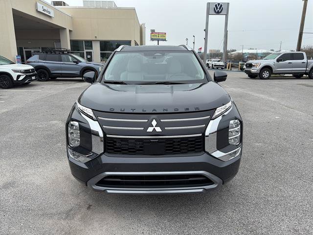New 2026 Mitsubishi Outlander SEL FWD image 2