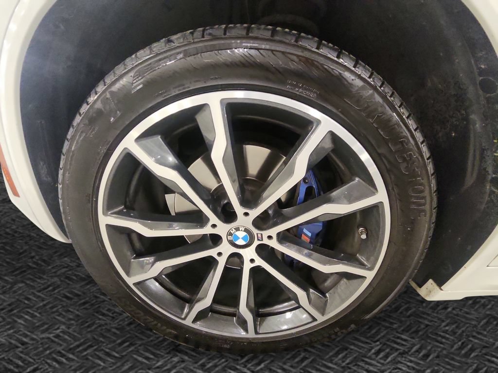 Used 2019 BMW X4 M40i w/ Premium Package AWD/4WD image 12