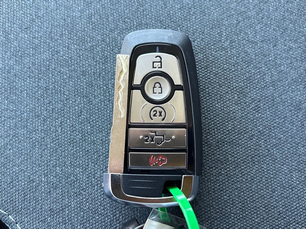 New 2026 Ford F250 XLT w/ XLT Premium Package image 32