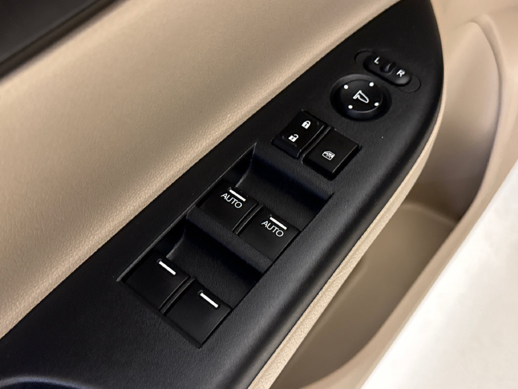 Used 2013 Honda Accord EX-L image 21