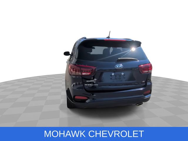Used 2019 Kia Sorento S image 8