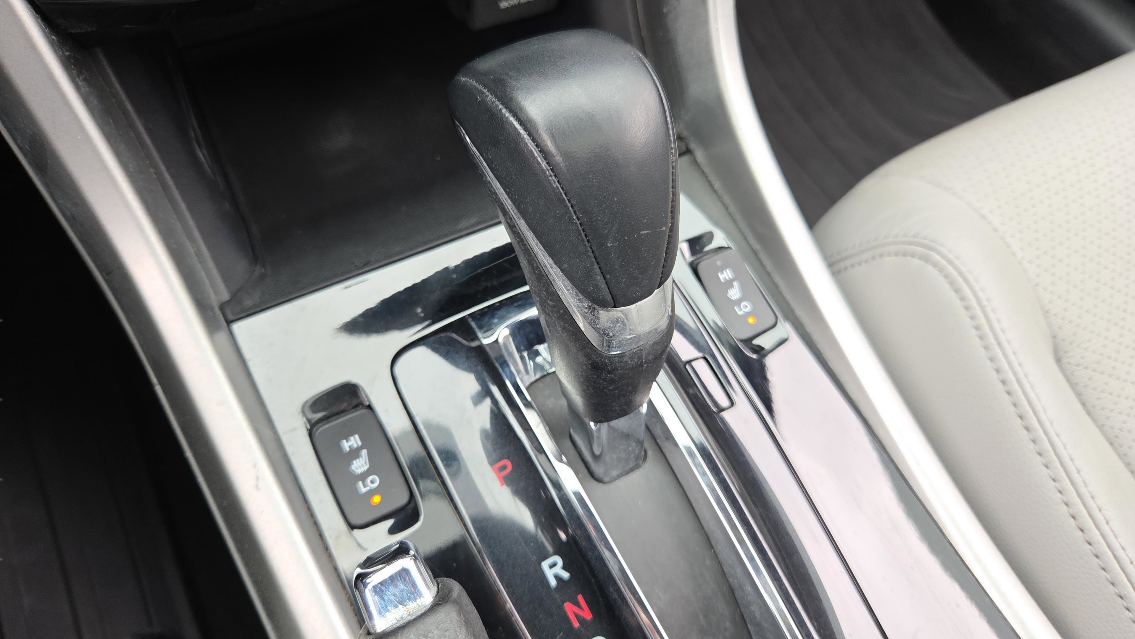 Used 2016 Honda Accord EX-L image 18