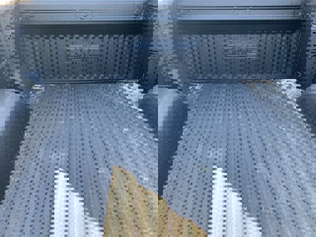 Certified 2024 GMC Sierra 1500 SLE image 13