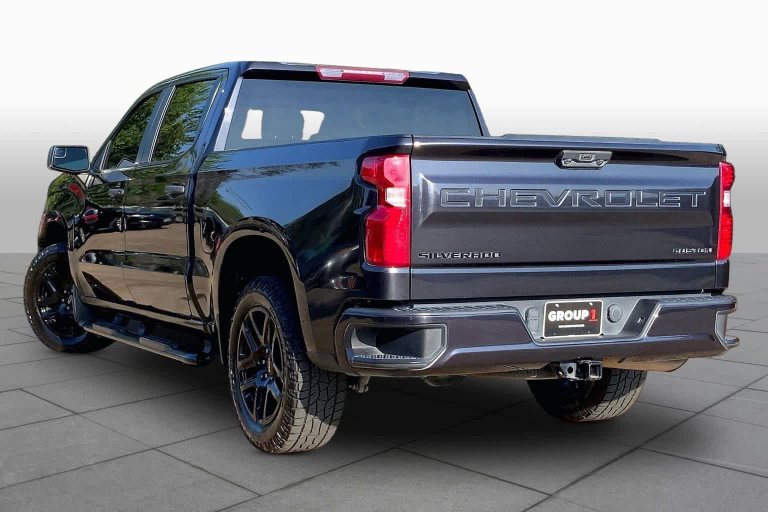 Used 2023 Chevrolet Silverado 1500 Custom w/ LPO, Dark Essentials Package RWD image 12