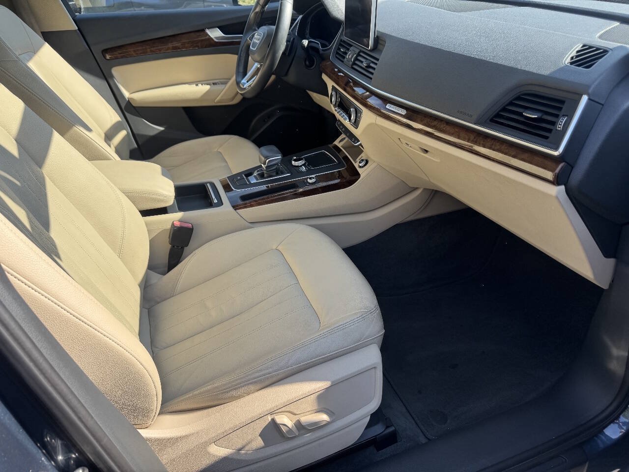 Used 2018 Audi Q5 2.0T Premium Plus w/ Premium Plus Package AWD/4WD image 13