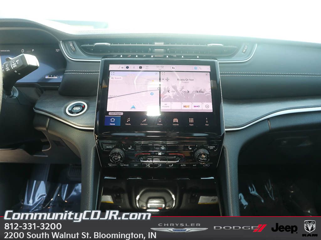 New 2025 Jeep Grand Cherokee L Limited image 14