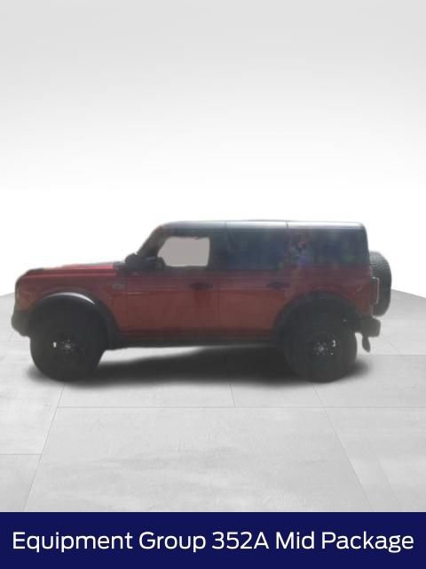 Certified 2022 Ford Bronco Wildtrak AWD/4WD image 3
