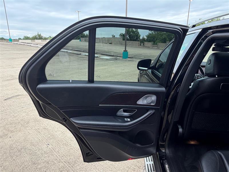 Used 2020 Mercedes-Benz GLE 350 4MATIC image 37