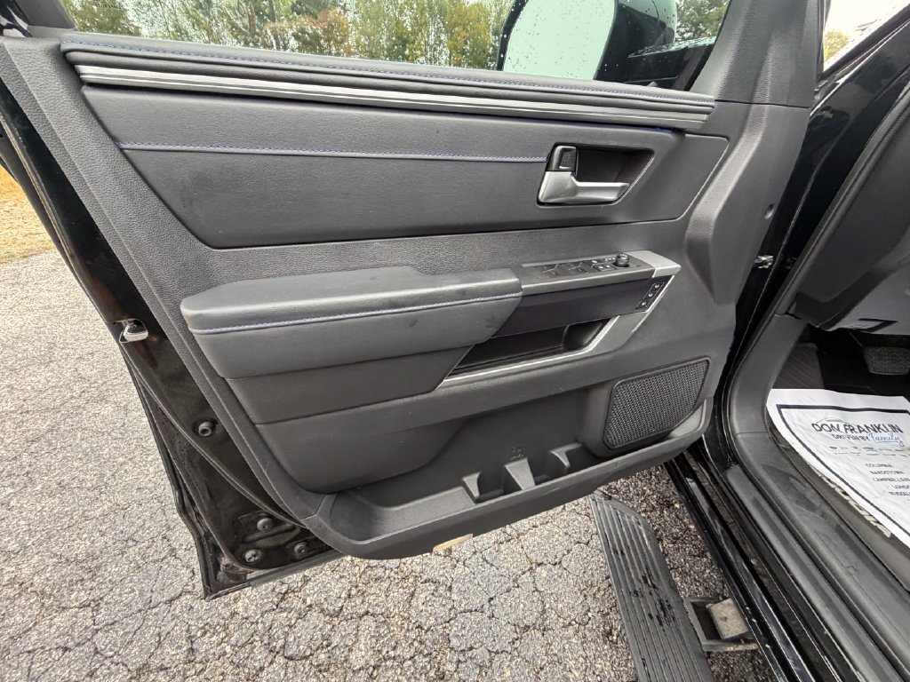 Used 2024 Toyota Sequoia Platinum AWD/4WD image 11